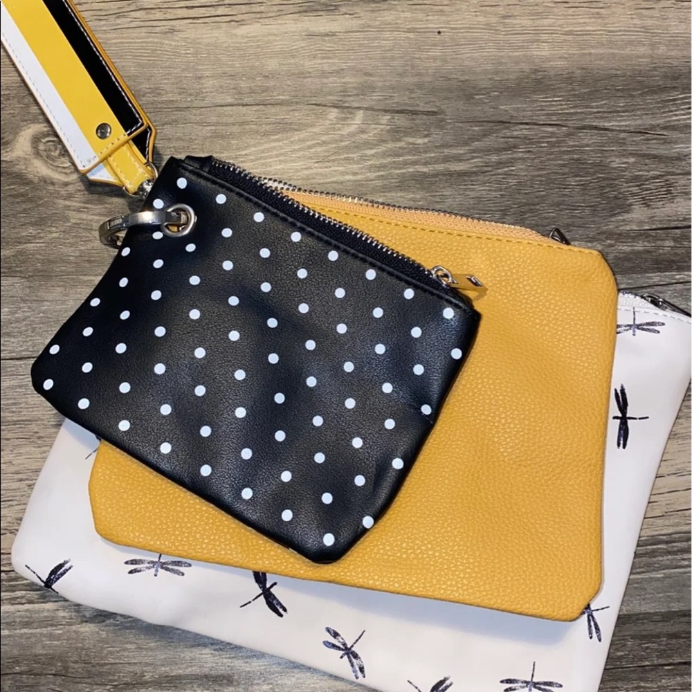 Wristlet bundle